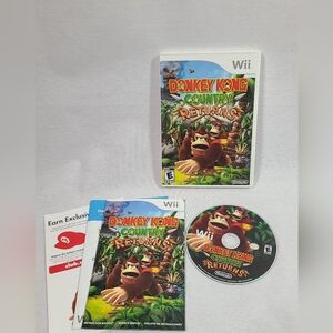 Donkey Kong country Returns Nintendo Wii video Game- Complete and working